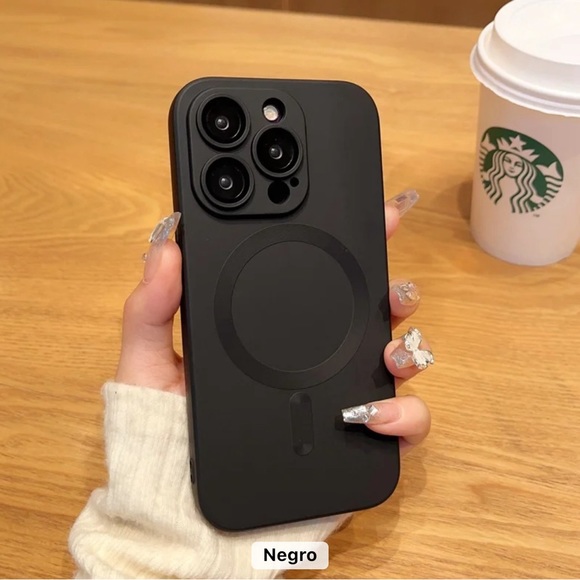 Magnetic Wireless Phone Case - Picture 7 of 8